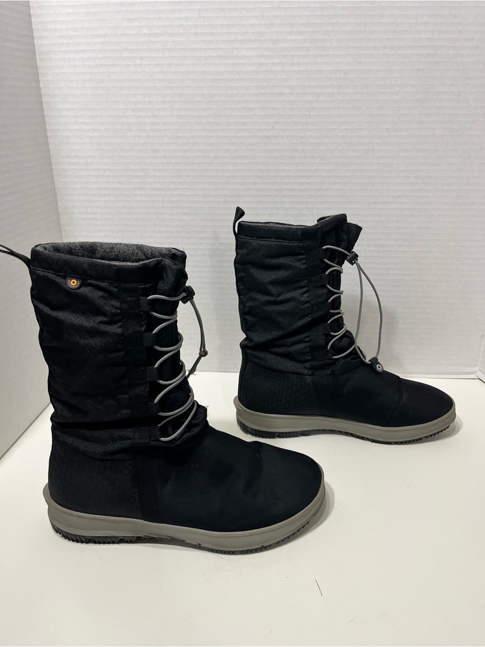 BOGS snownights waterproof insulated winter snow boots women’s size 9